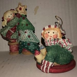 Enesco Cute as a button figurine